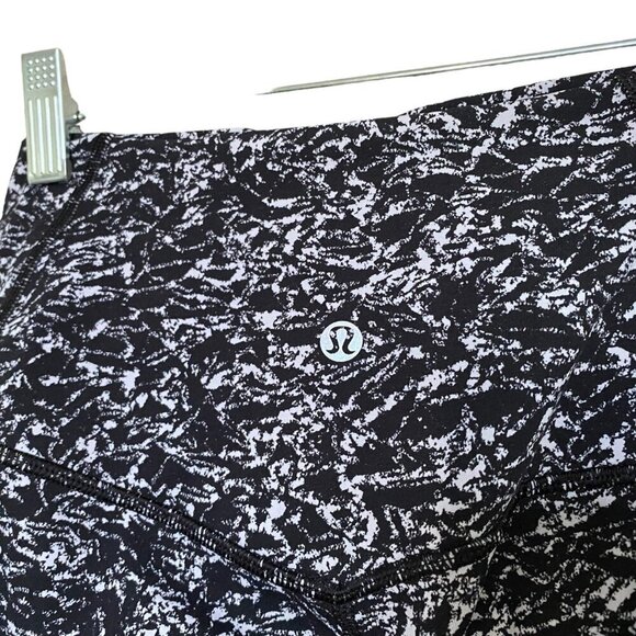 Lululemon Deep Breath Tight - Picture 5 of 6